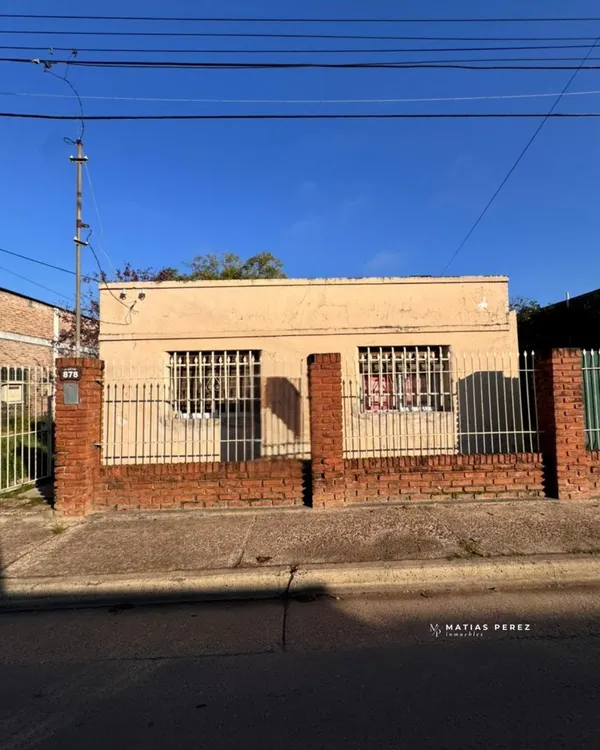 Casa + galpon en venta - Alberdi 878 - Gualeguaychú, Entre Ríos.